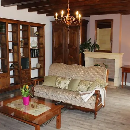 Domaine Du Lacares Holiday home Saint-Magne-de-Castillon